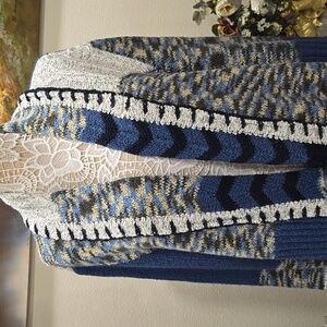 NorthStyle Blue and Cream Long Cardigan Sweater